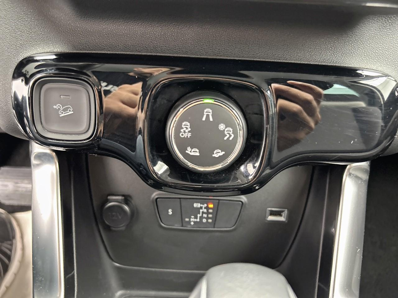 Citroën C3 Aircross puretech 130 s&s eat6 shine — photo 21
