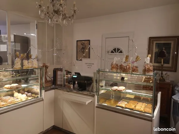 À vendre - Petite restauration / Snacking / Pâtisserie artisanale / Salon de thé, murs et matériels 