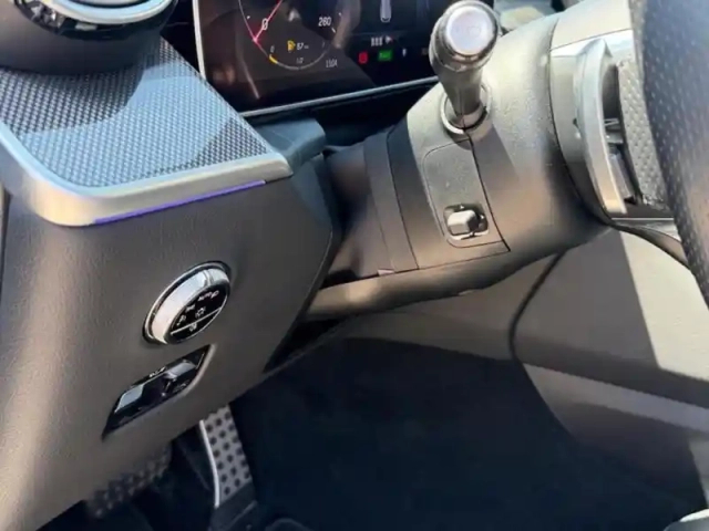 Mercedes Glc 400 e 4matic amg line — photo 35