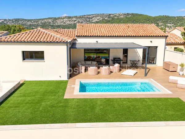 Maison 4 pièces 102 m²