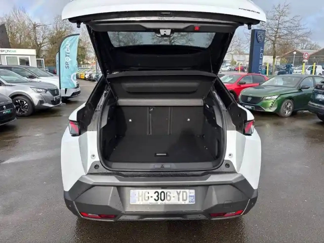 Peugeot 3008 hybrid 145 e-dcs6 — photo 6