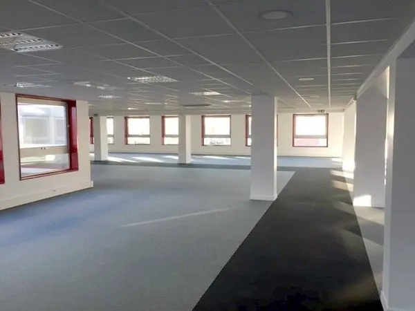 Bureaux 1574 m²