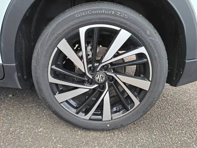 Mg Zs 1.5 l hybrid+ 197 ch — photo 19