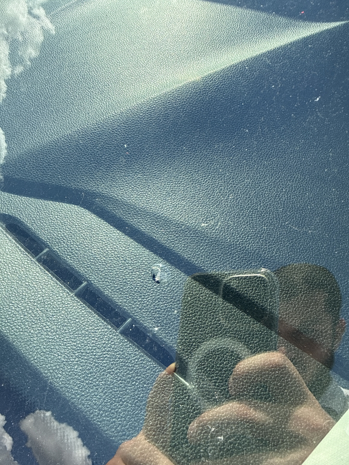 Renault Clio E-Tech 140 - 21 — photo 23