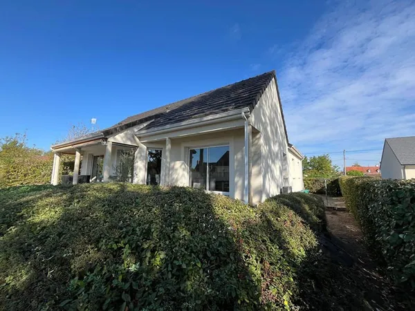 Maison de plain-pied 7 pièces 121 m²