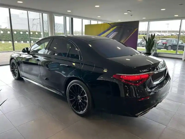 Mercedes Cla sse s l 580 e 9g-tronic — photo 2
