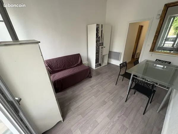 Studio 1 pièce 21 m²