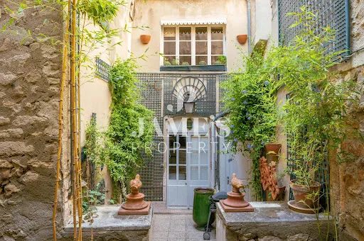 Propriété 7 pièces 130 m²
