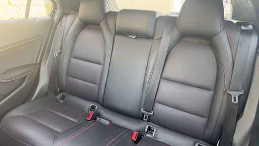 Mercedes Classe A 200 d 136 7G-DCT - Fascination – 2015 – 147976 km – Diesel – Boîte Automatique — photo 37