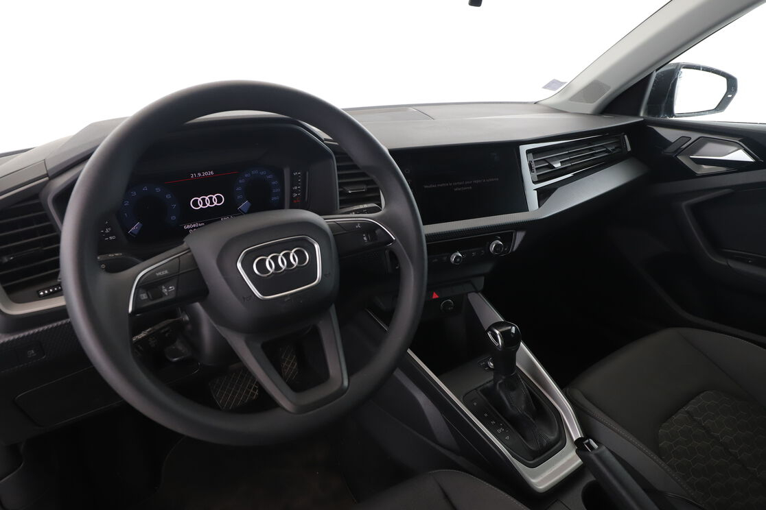Audi A1 Sportback 35 TFSI S Tronic 7 — photo 10