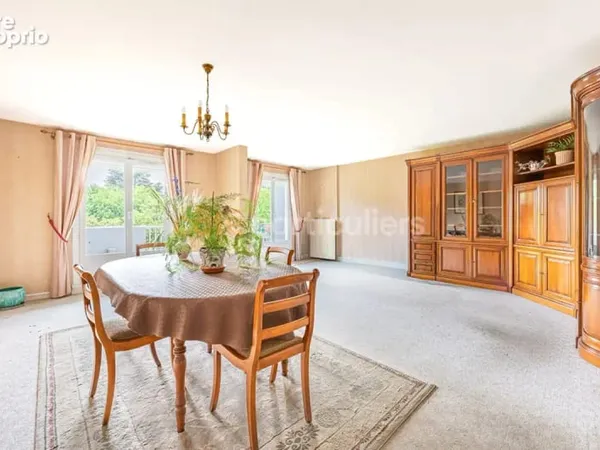 Nantes -- beaujoire -- appartement 3 pièces -- 2 chambres -- 80 m² -- ascenceur -- balcon -- garage 