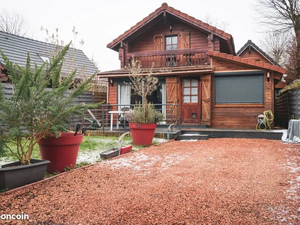 Maison individuelle 6 pièces/ jardin