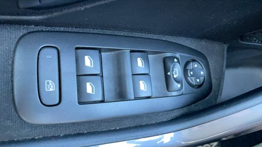 Peugeot 2008 1.6 BlueHDi 75 - Active – 2018 – 99354 km – Diesel – Boîte Manuelle — photo 4