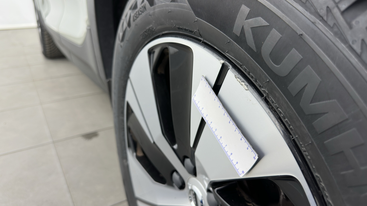 Volvo XC40 T4 Recharge 129+82 ch DCT7 — photo 38