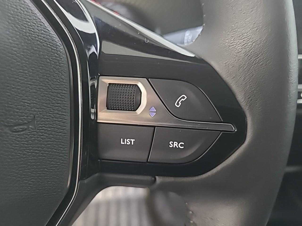Peugeot 208 puretech 75 s&s bvm5 style — photo 21