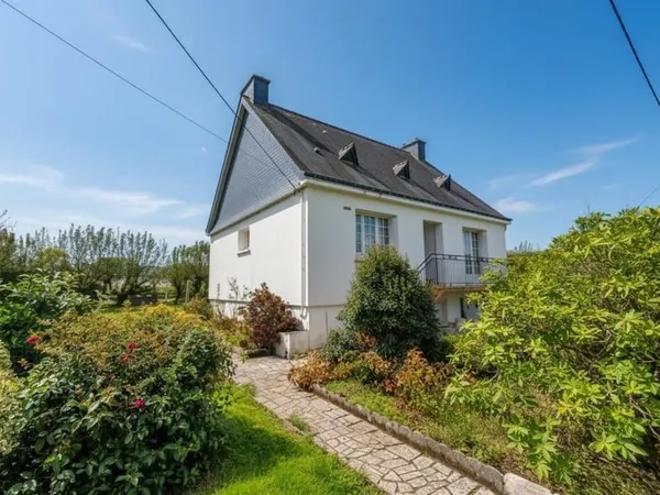 Maison Le Sourn 5 pièce(s) 109 m2