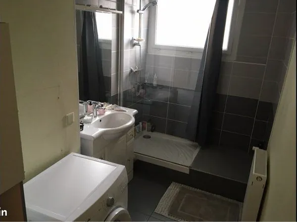 Chambre dans appartement a Kennedy 415cc