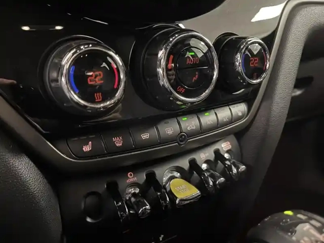 Mini Countryman cooper se 125ch + 95ch edition premium all4 bva6 — photo 14