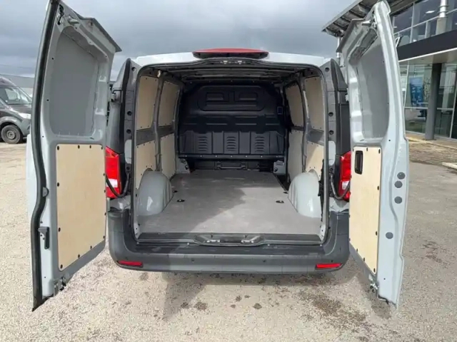 Mercedes Vito fourgon 114 cdi long bvm6 rwd — photo 60