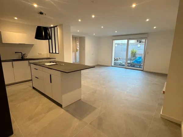 Très bel appartement de plein pied 4 pièces 83 m²