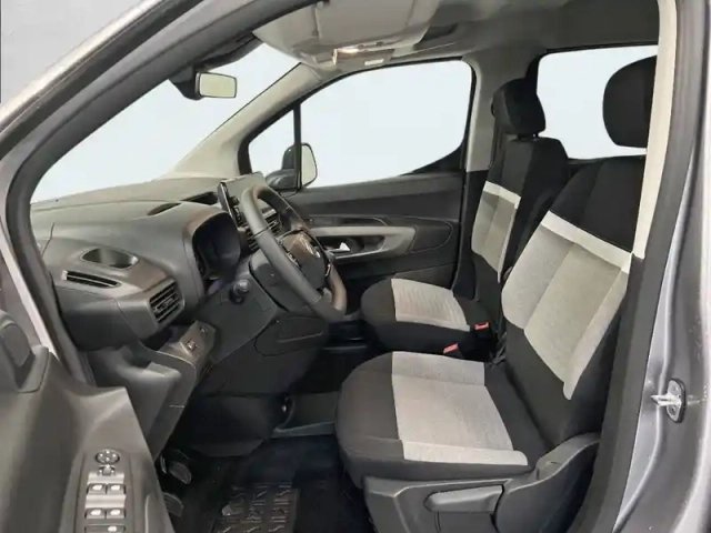 Citroën Berlingo diesel 100 ch m manuelle — photo 31