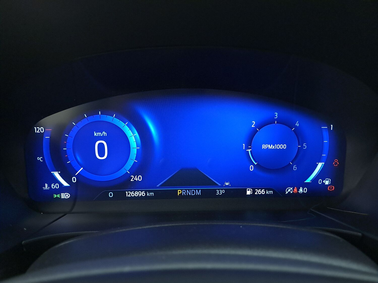 Ford Kuga — photo 12