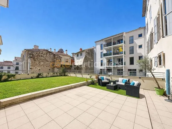 Appartement Le Puy En Velay 4 pièce(s) 195 m2