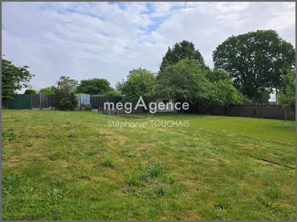 Terrain à bâtir de 470 m²
