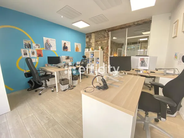 Local commercial 3 pièces 52 m²