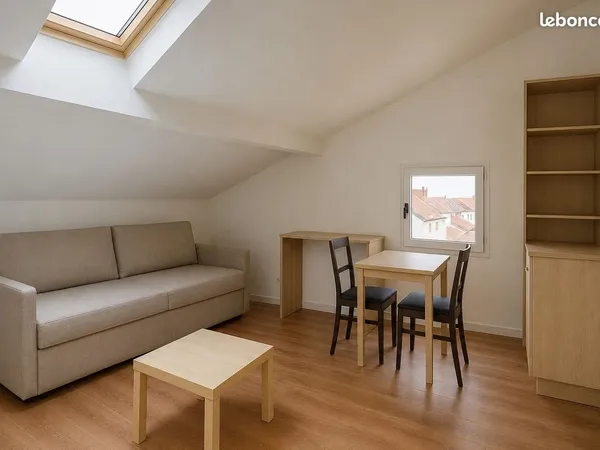 Studio meublé 15 m² - Le Mourillon - Disponible le 1er octobre