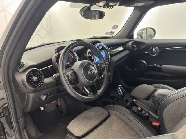 Mini Mini hatch 3 portes one 102 ch bva7 — photo 4