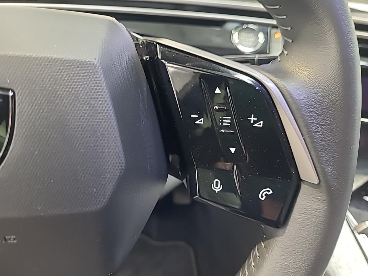 Peugeot 3008 electrique 73 kwh 210 ch allure — photo 23