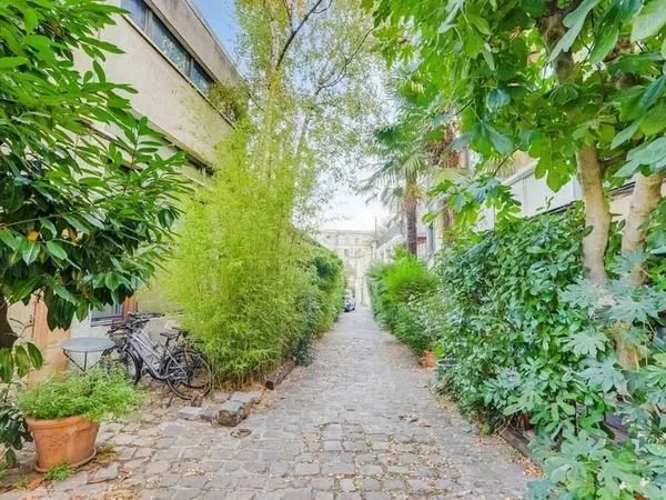 Maison 6 pièces 196 m²