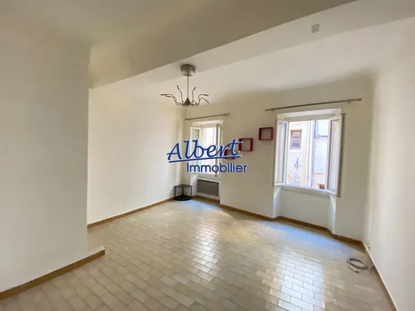Appartement Ollioules 1 pièce(s) 35.79 m2
