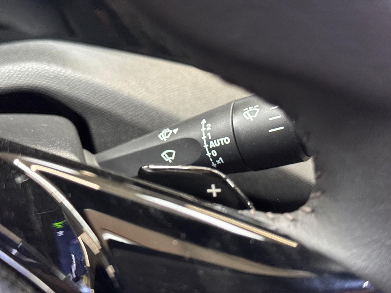 Peugeot 308 1.5 bluehdi 130ch s&s allure eat8 — photo 16