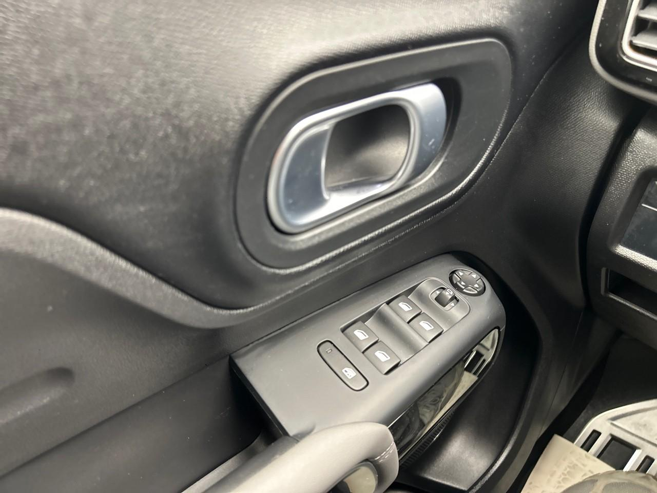 Citroën C5 Aircross hybride rechargeable 225 s&s e-eat8 shine pack — photo 28