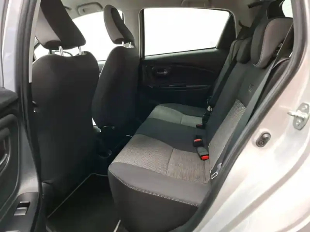 Toyota Yaris 110 vvt-i — photo 15