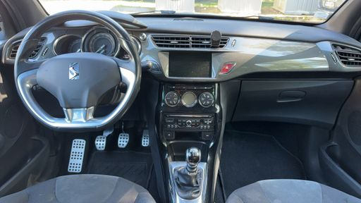 DS DS3 1.6 THP 155 - Chic – 2014 – 148667 km – Essence – Boîte Manuelle — photo 41