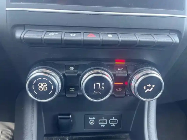 Renault Captur tce 90 - 21 — photo 22