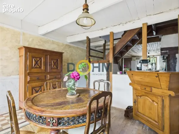 A vendre maison de bourg avec jardin et garage