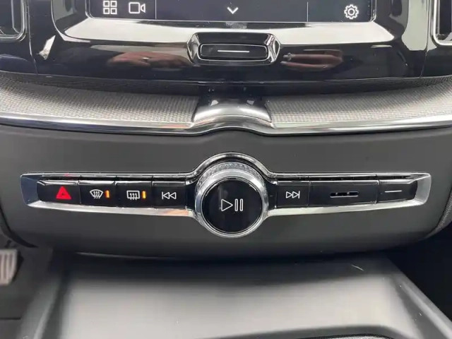 Volvo Xc60 t6 awd hybride rechargeable 253 ch+145 ch geartronic 8 — photo 32