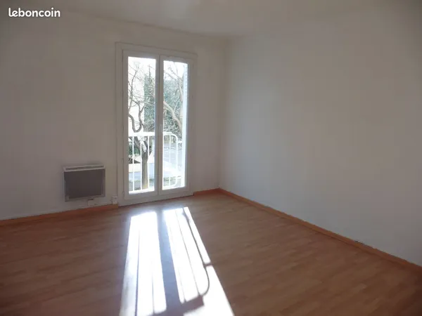 T2 lumineux de 42 m² avec loggia - Marseille 9e - Résidence La Pauline