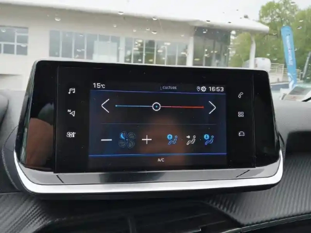 Peugeot 208 puretech 75 s&amp;s bvm5 style — photo 7