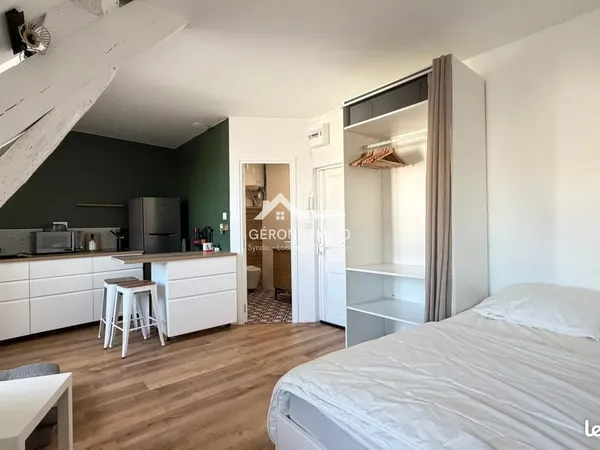 Studio 1 pièce 22 m²
