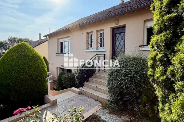 Maison 5 pièces 82 m²