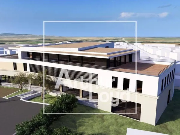 Local 372 m²