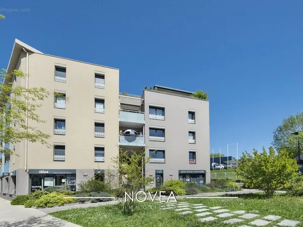 Commerce 2 pièces 45 m²