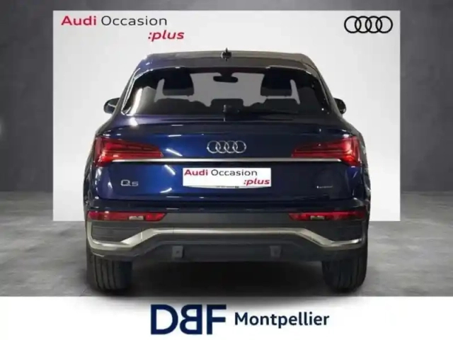 Audi Q5 50 tfsie 299 s tronic 7 quattro s line — photo 4