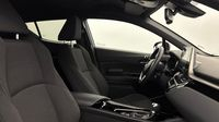 Toyota C-Hr 122h Edition 2WD E-CVT RC18 — photo 15