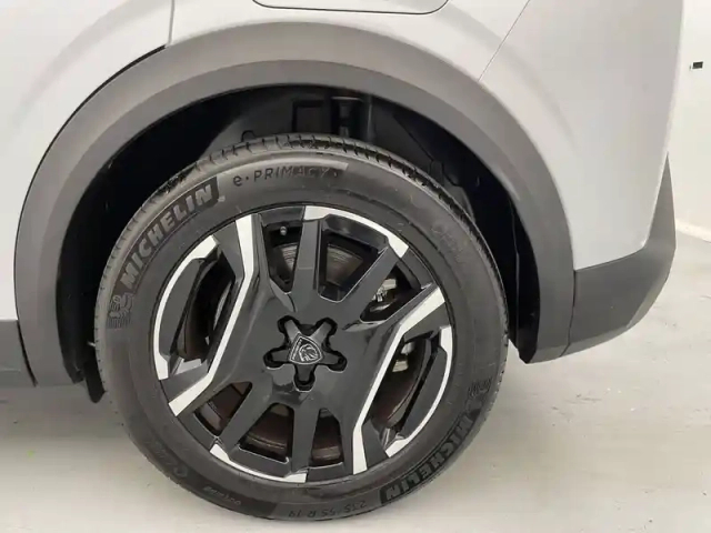 Peugeot 3008 electrique 210 ch 73 kwh — photo 16